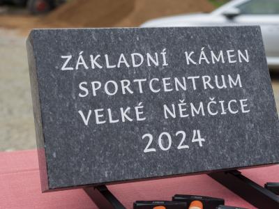 Položení základního kamene sportcentrum (1)