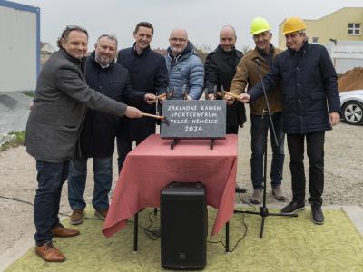 Položení základního kamene sportcentrum (13)