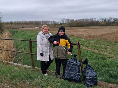 3e40617d-e549-4a8b-b017-5b8daa892ae4